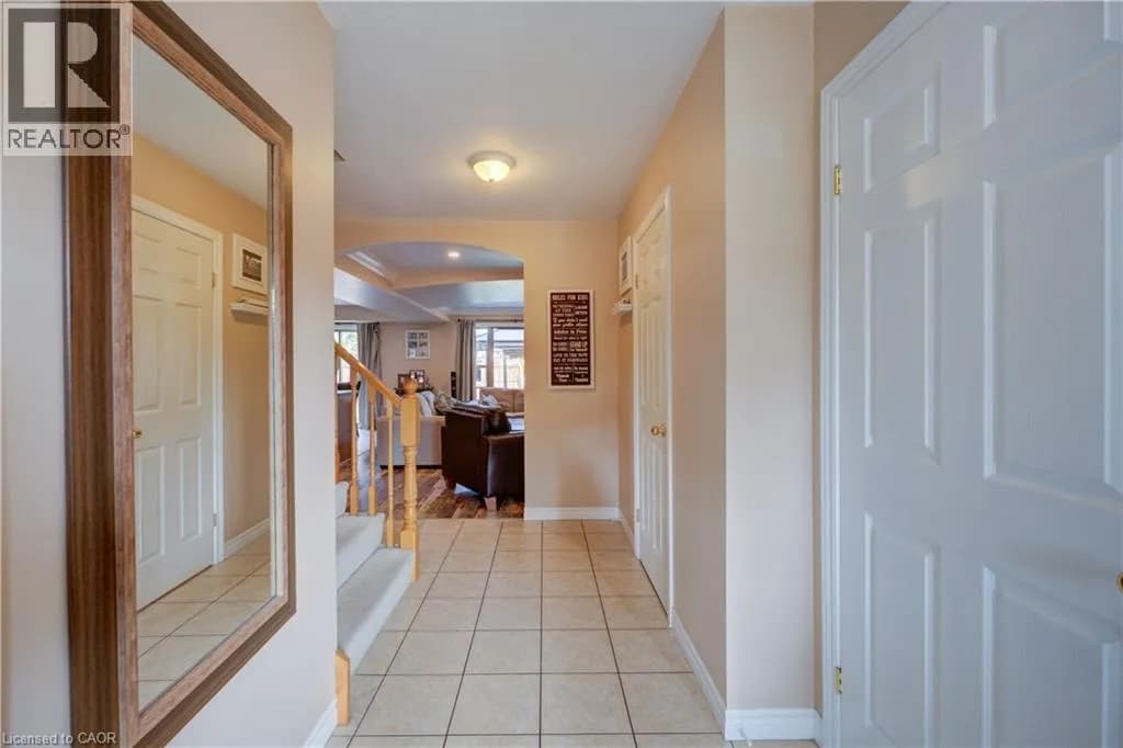 3 FULLER Court — photo 4 of 33