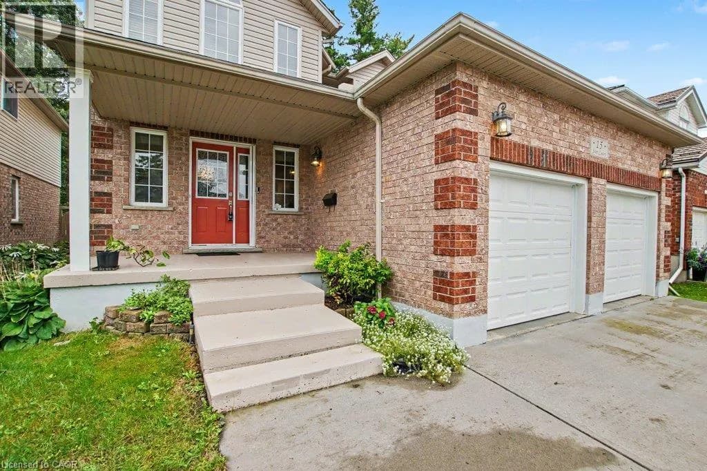 15 SIM Court — photo 4 of 47