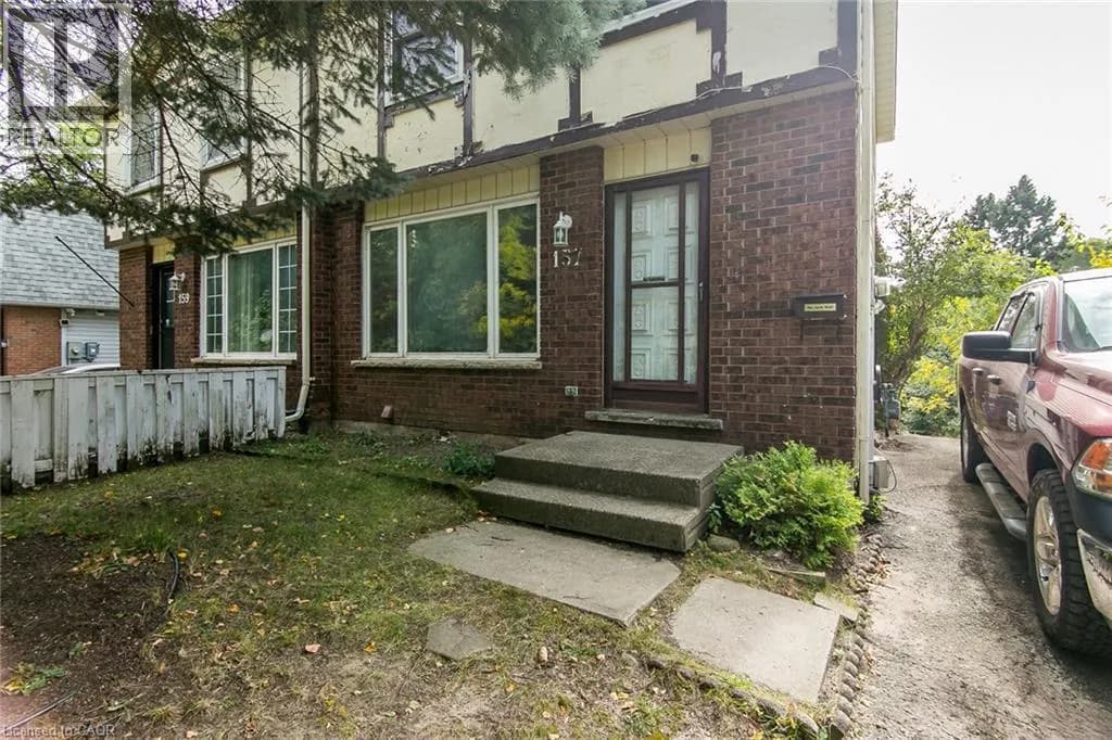 157 OLD CARRIAGE Drive — photo 4 of 50