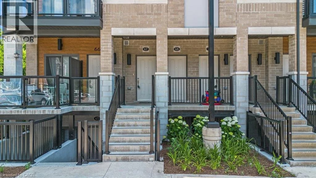 25 ISHERWOOD Avenue Unit# 68 — photo 3 of 30