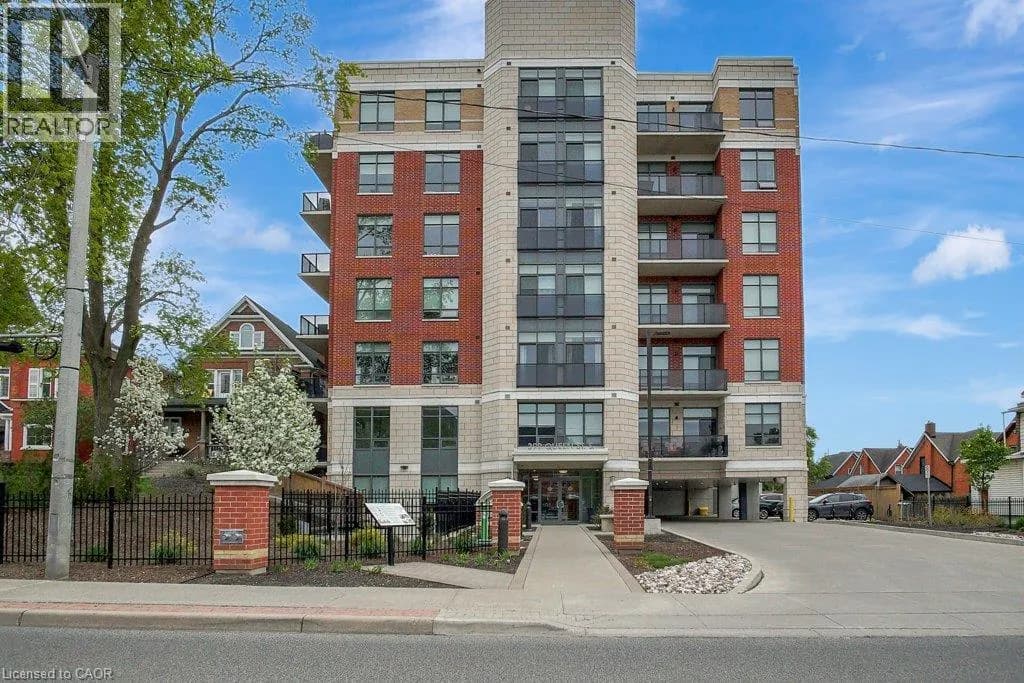 399 QUEEN Street S Unit# 101 — photo 4 of 43
