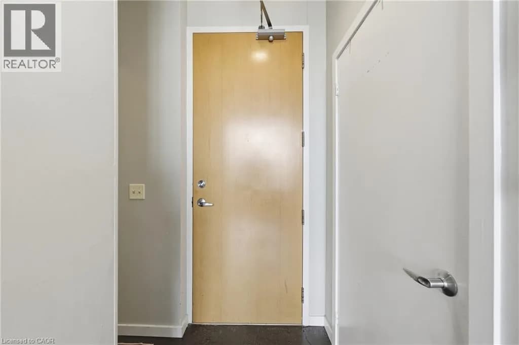 410 KING Street W Unit# 307 — photo 3 of 24
