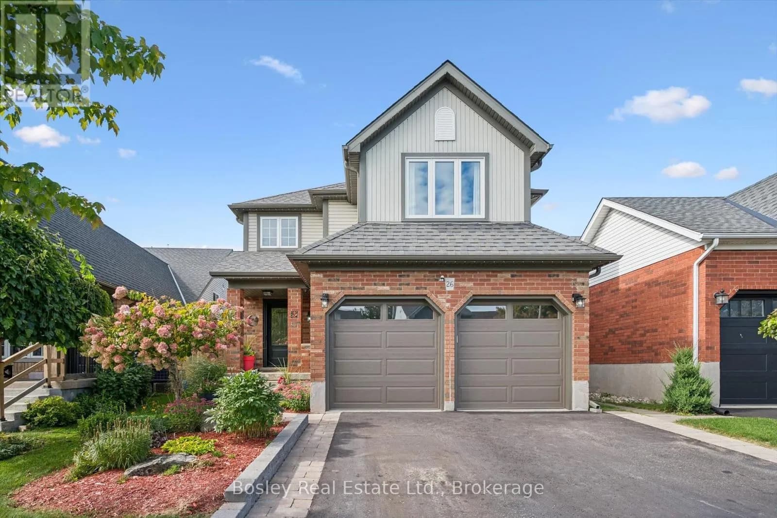 26 GLENGARRY ROAD — photo 1 of 44