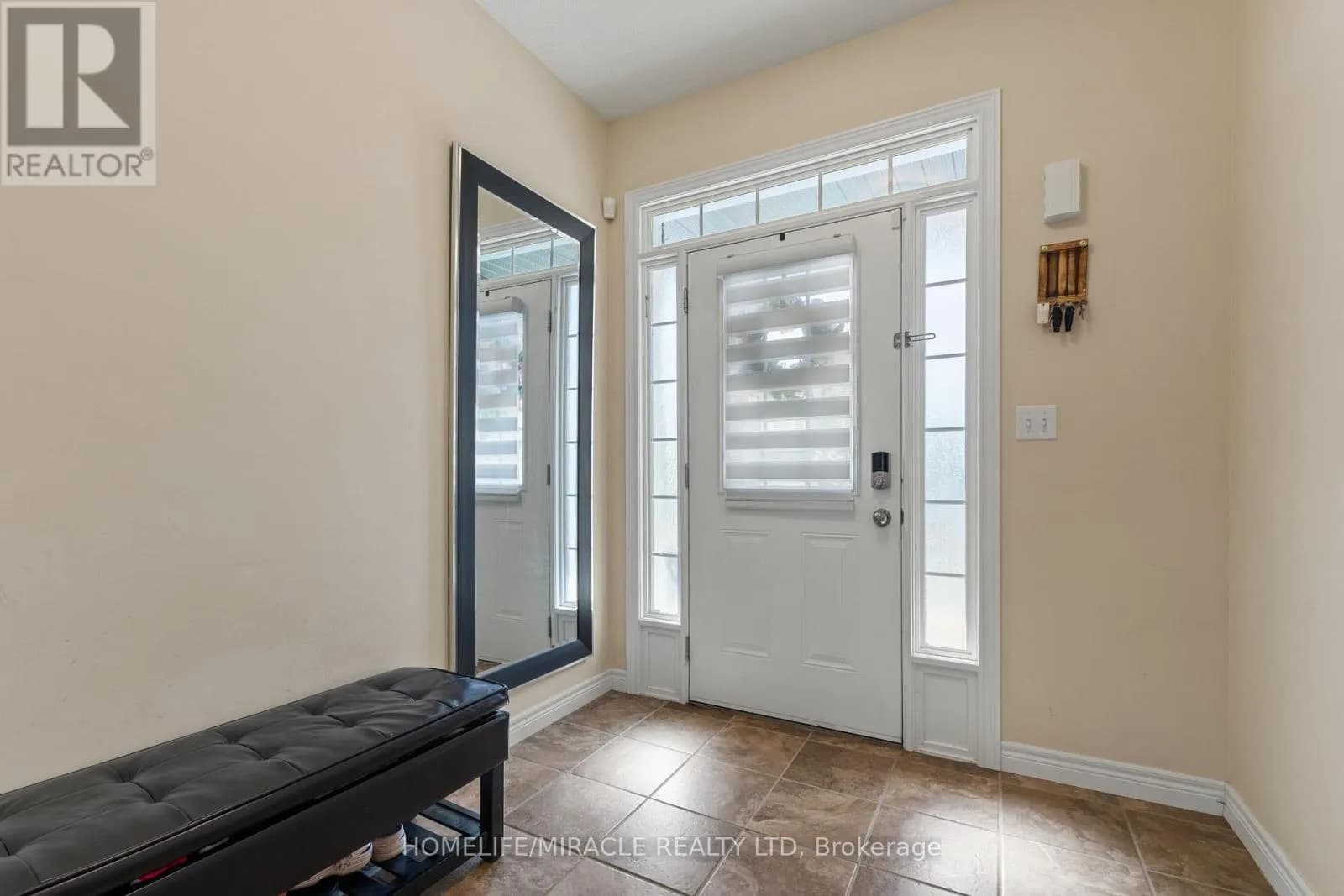 75 SPARROW AVENUE — photo 3 of 47