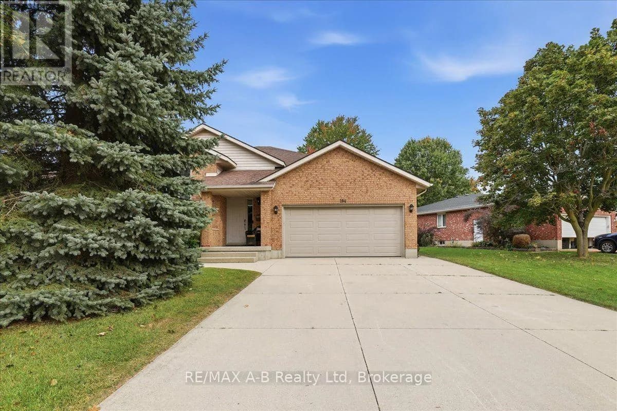 194 NORWOOD COURT — photo 2 of 42