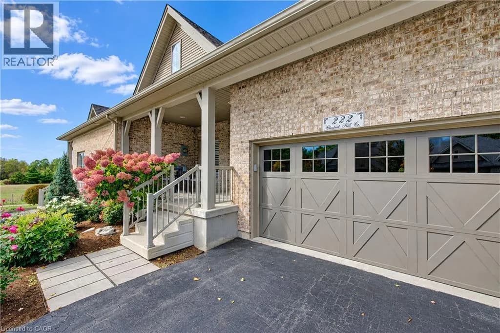 222 CHESTNUT HILL Crescent — photo 3 of 50