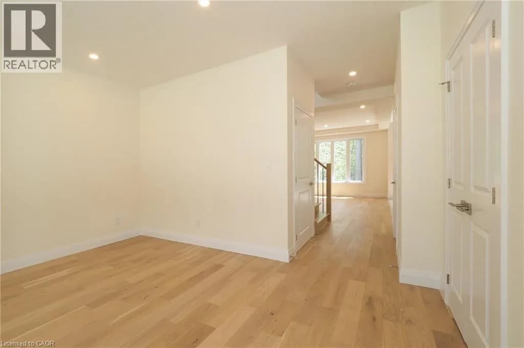 220 JEFFREY Place — photo 5 of 36