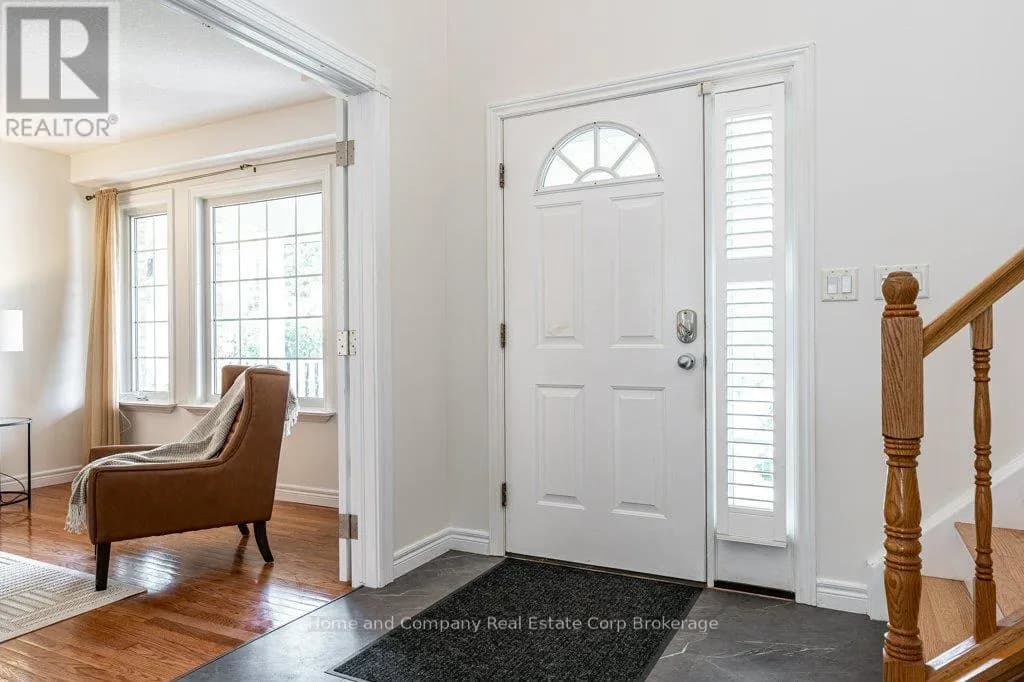 3 LIGHTBOURNE AVENUE — photo 3 of 38