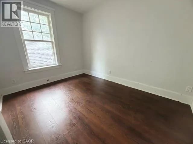 512 DOWNIE Street — photo 3 of 8