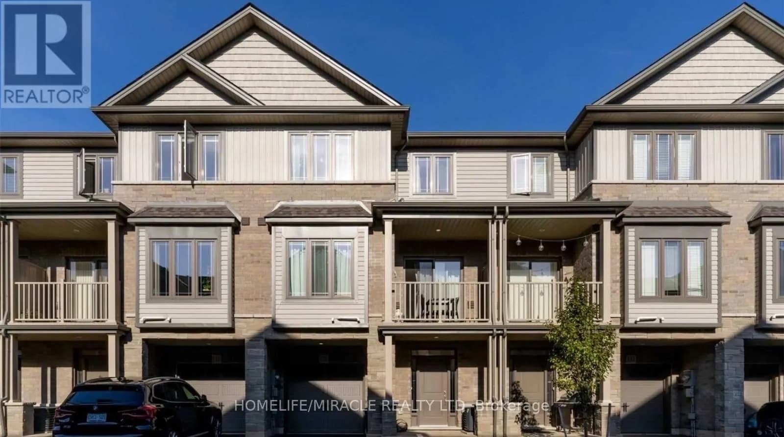132 - 77 DIANA AVENUE — photo 1 of 26