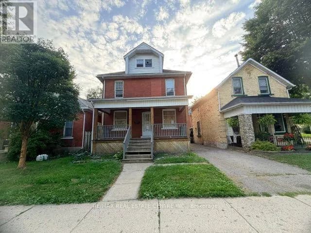 512 DOWNIE STREET — photo 1 of 8