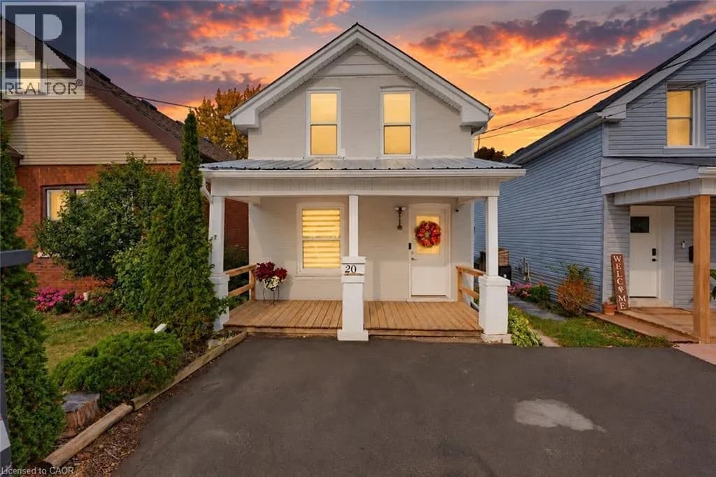 20 HOUSE Avenue — photo 1 of 24