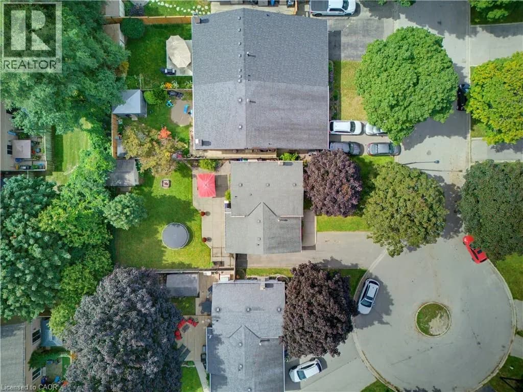 50 SOUTHGLEN Road — photo 4 of 33