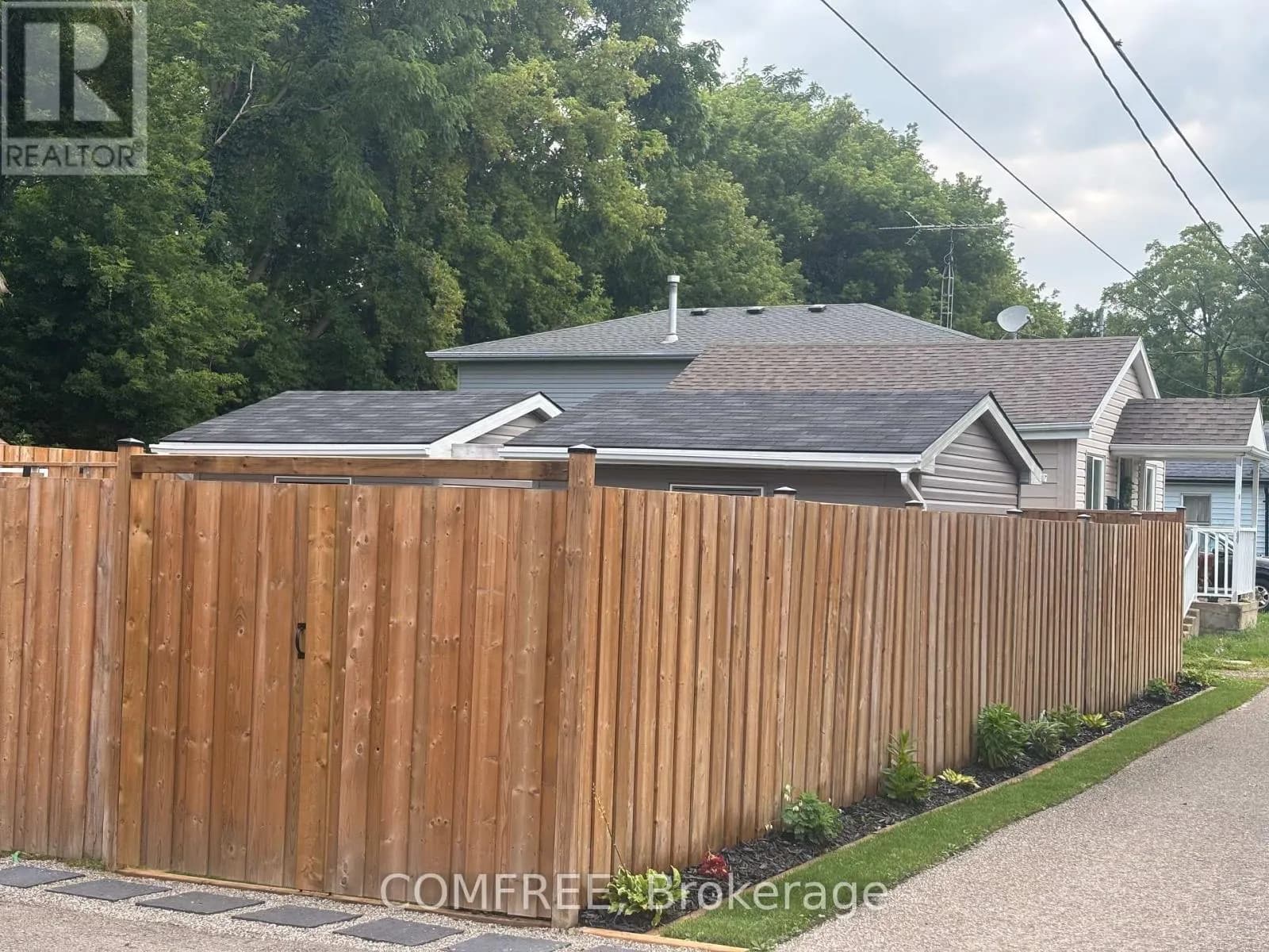 287 BROCK STREET — photo 3 of 30