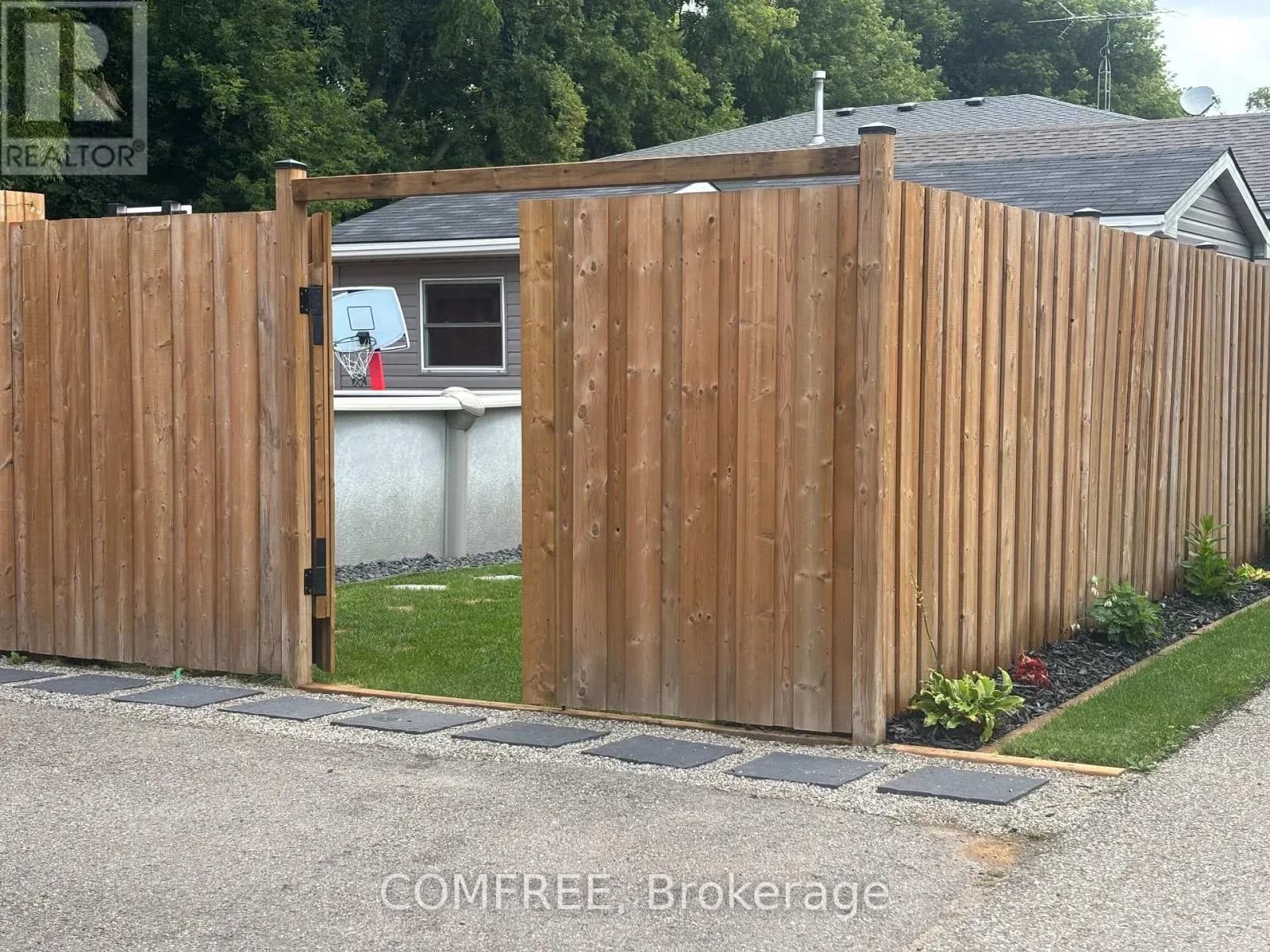 287 BROCK STREET — photo 5 of 30