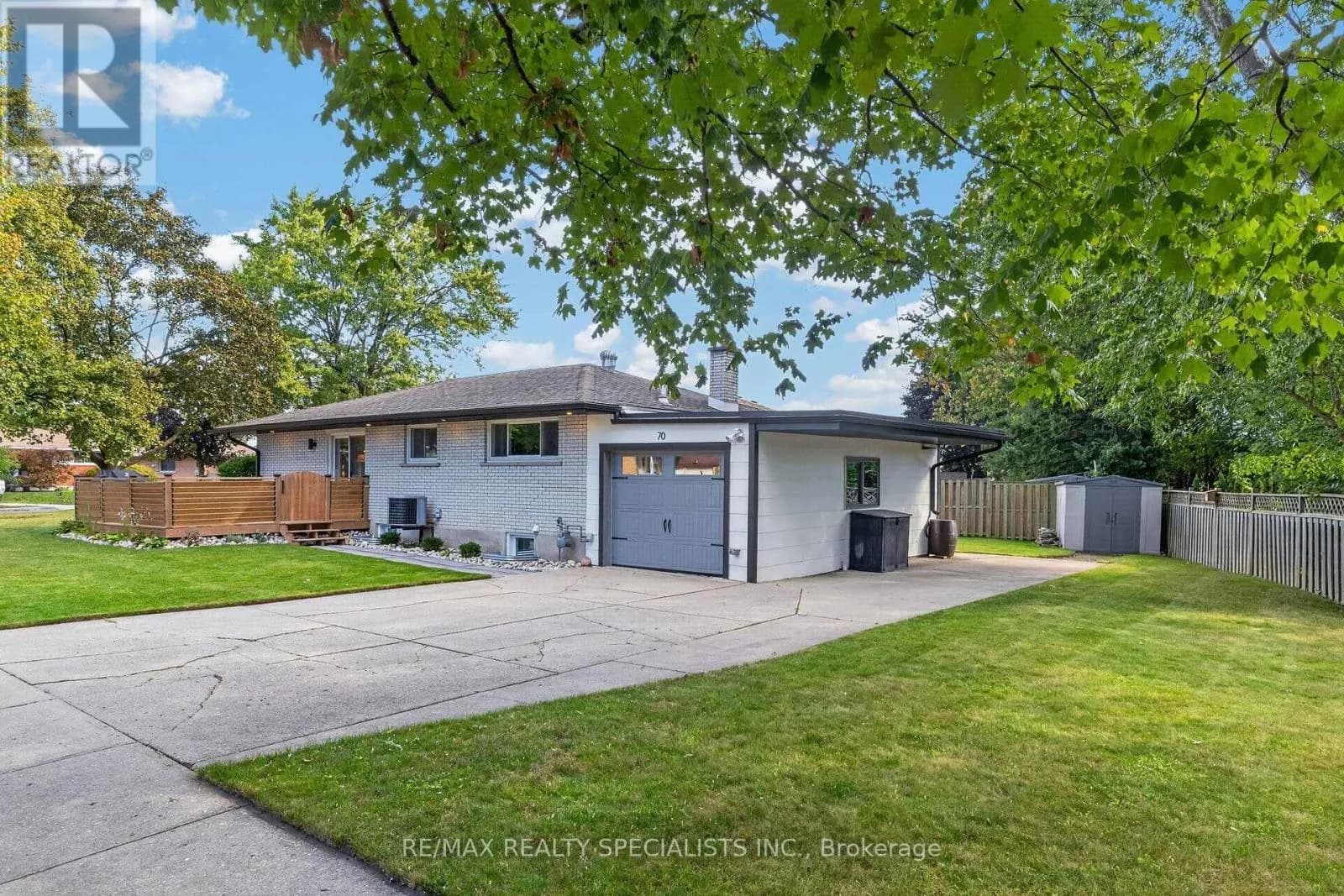 70 DUNCAIRN AVENUE — photo 4 of 50