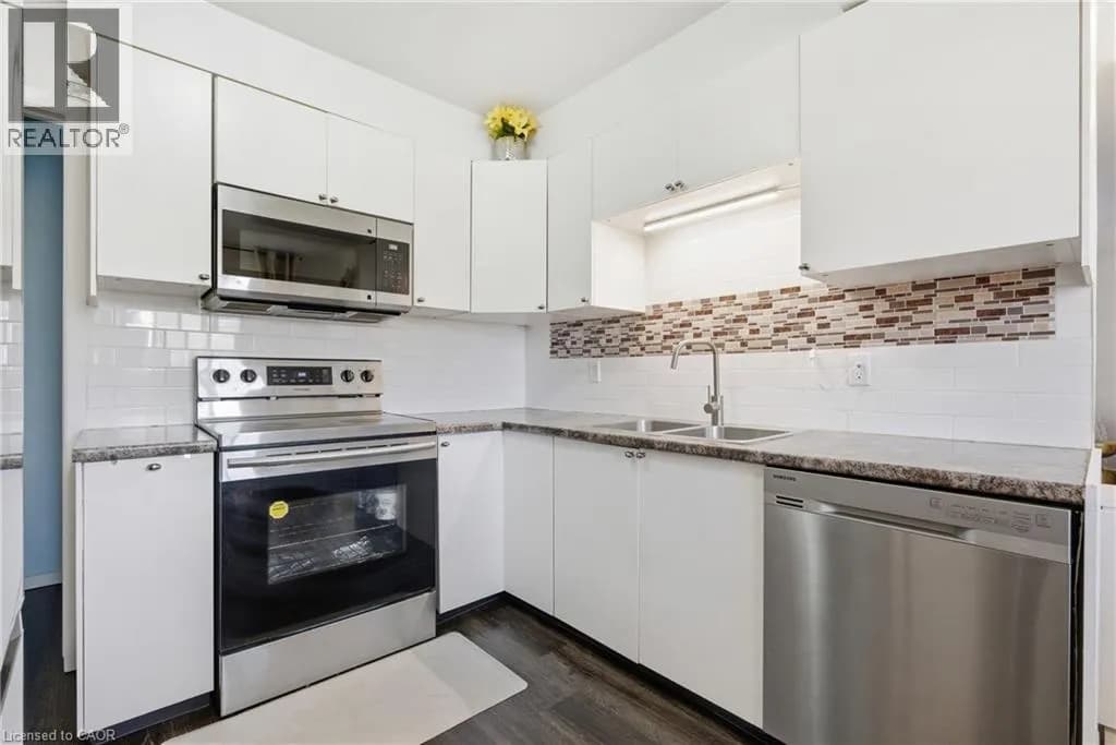 423 WESTWOOD Drive Unit# 43 — photo 1 of 16