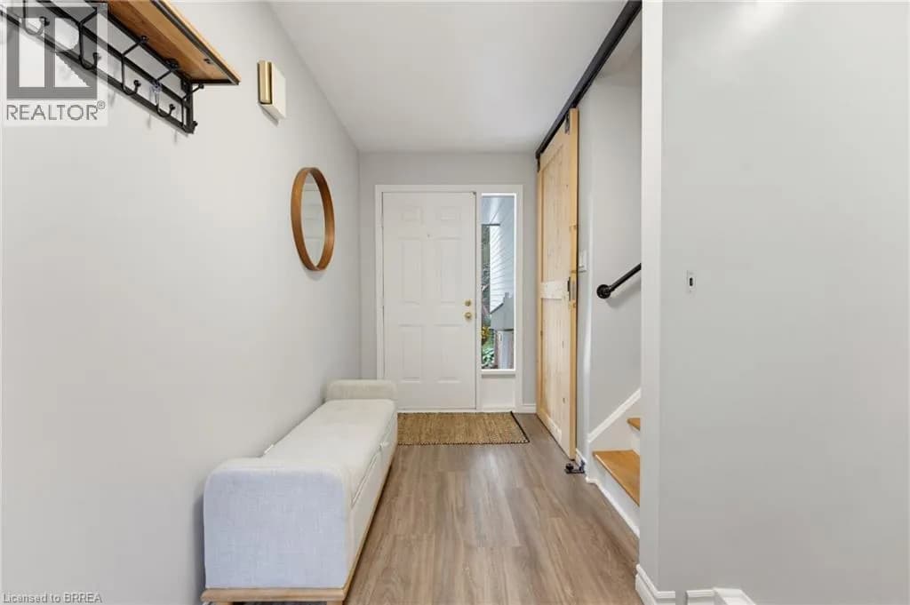 35 SCOTT Road — photo 4 of 38