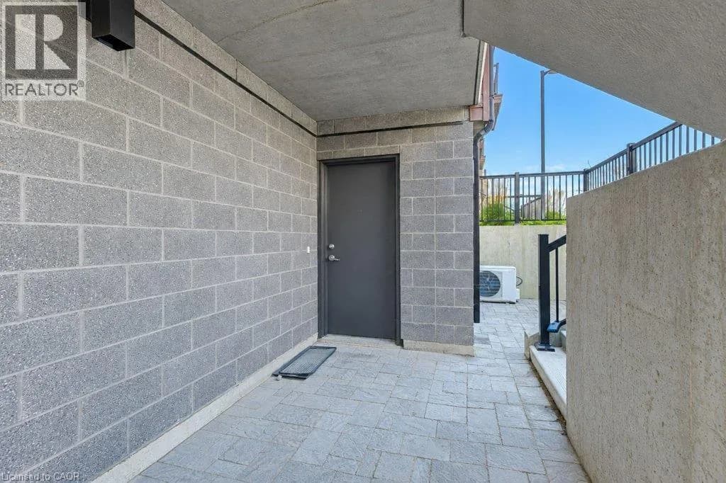 10 PALACE Street Unit# D16 — photo 5 of 35