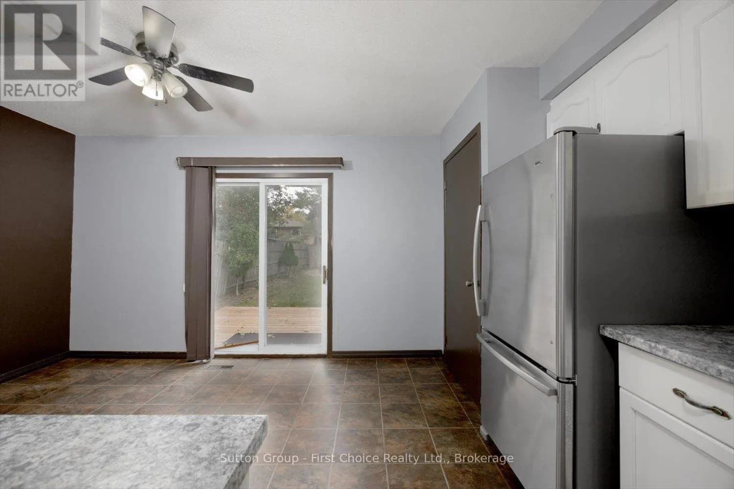 8 SARGINT STREET — photo 5 of 37