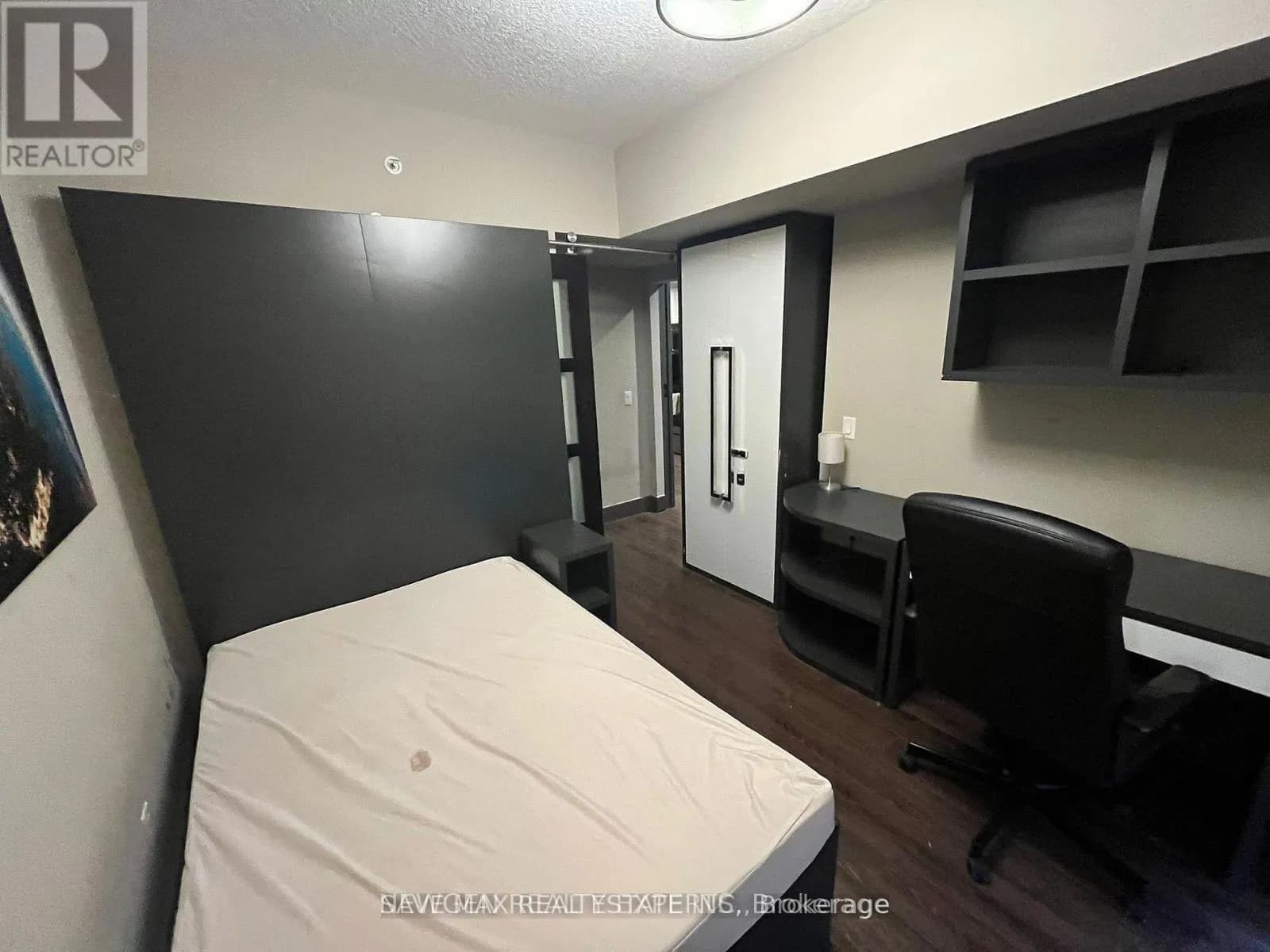 N206 - 330 PHILLIP STREET — photo 4 of 15