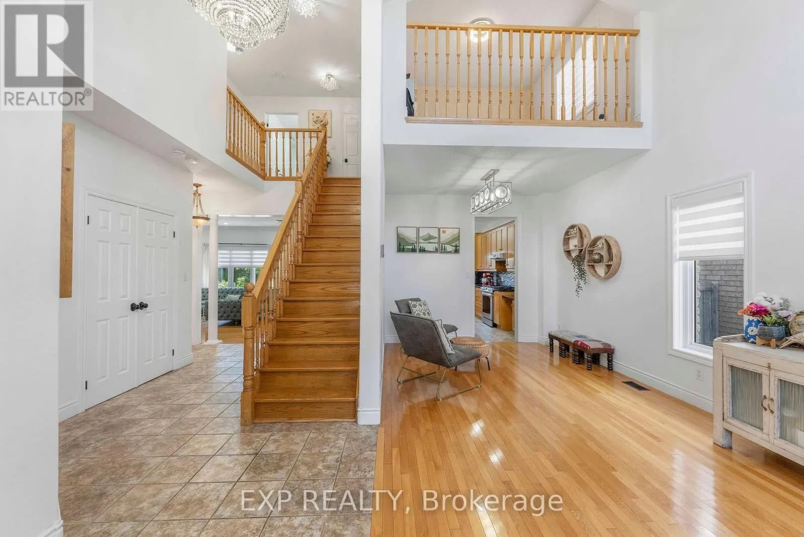 577 WATERTON DRIVE — photo 5 of 50