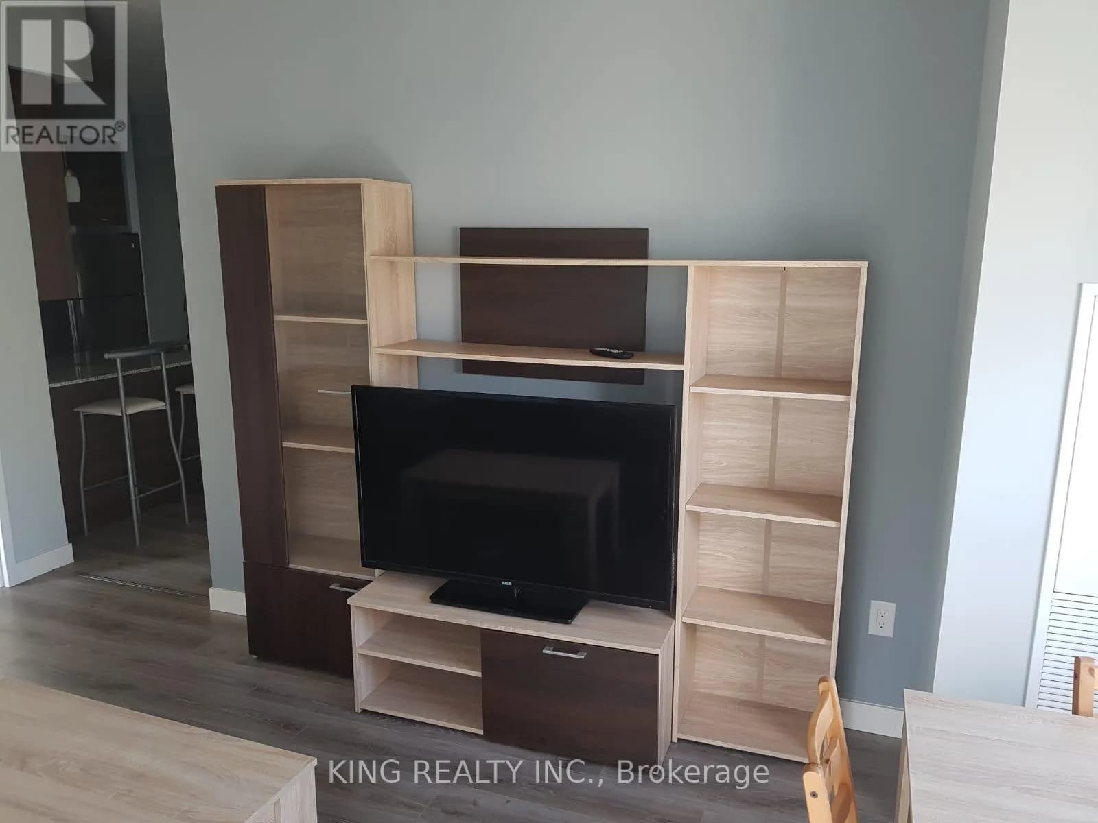 1405 - 318 SPRUCE STREET — photo 4 of 8