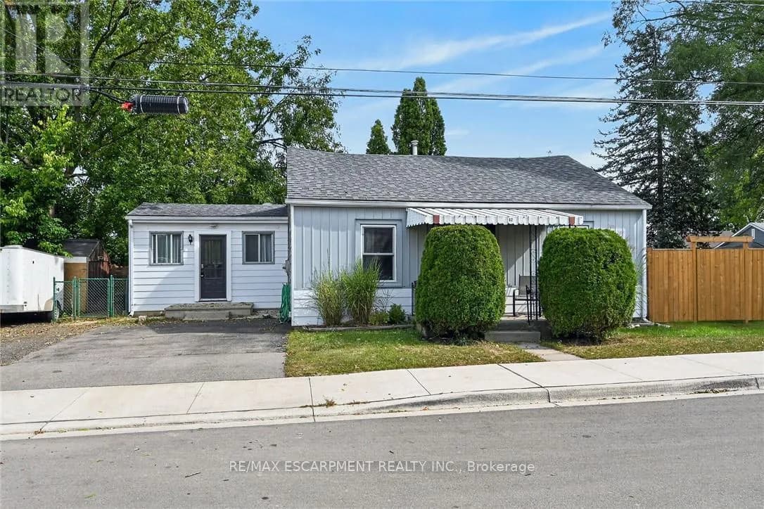 82 DIVISION STREET — photo 1 of 44