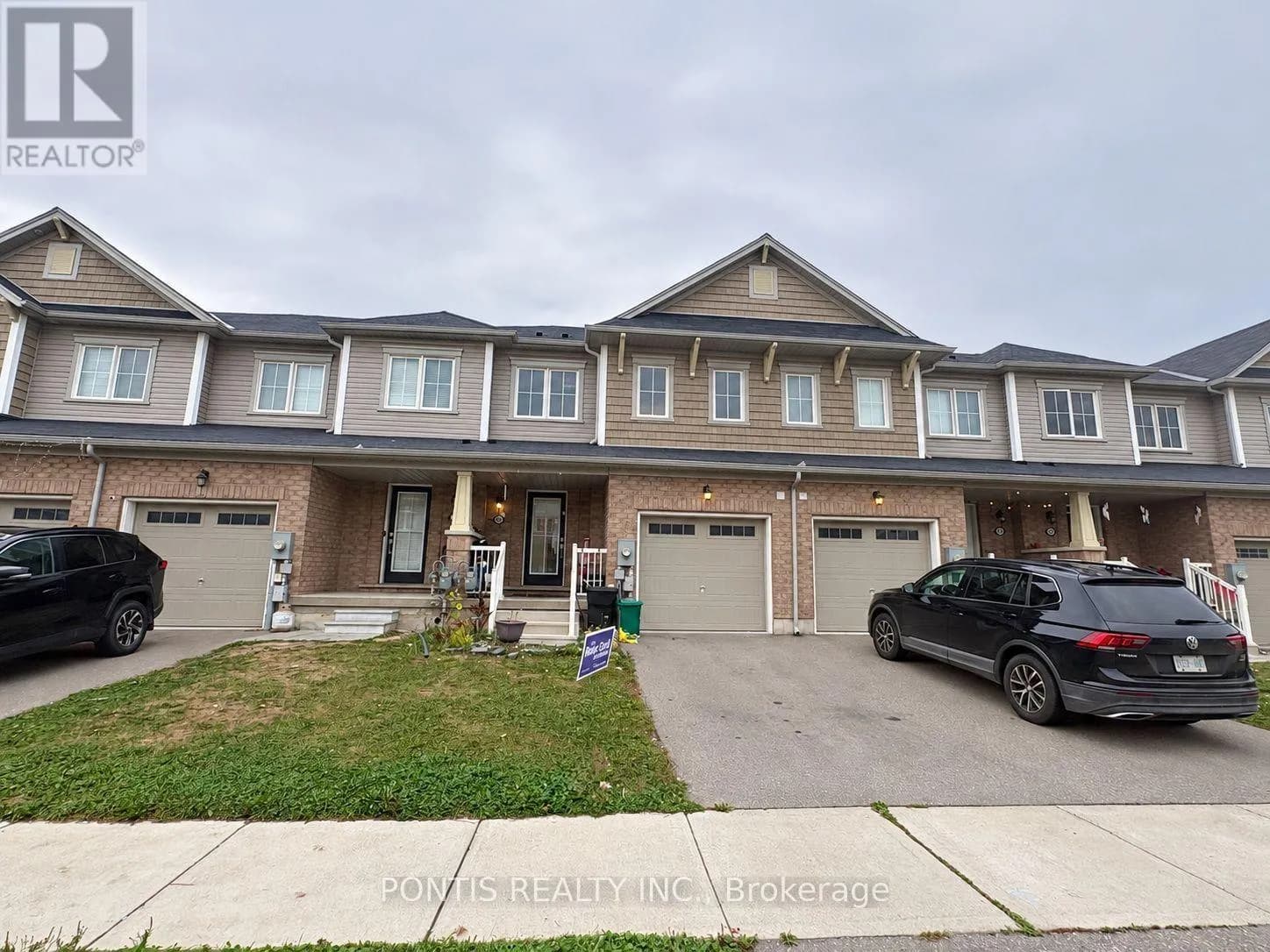 86 MUNRO CIRCLE — photo 1 of 31