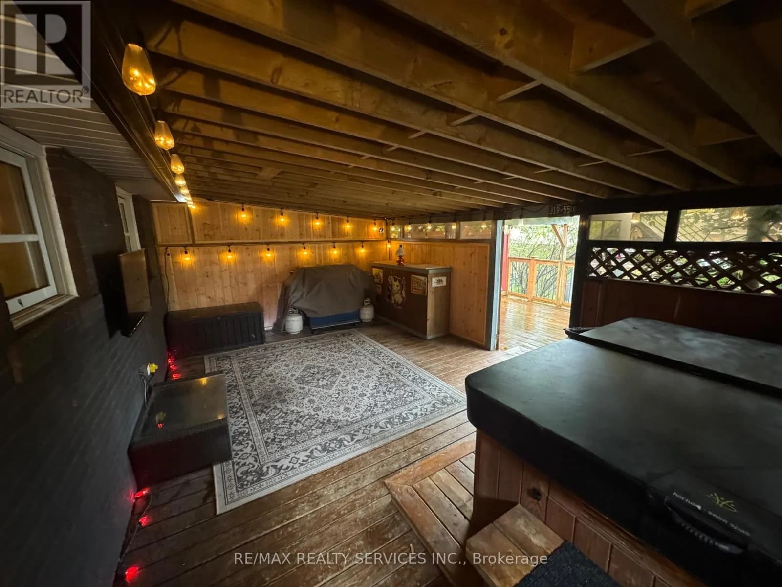 82 EDELWILD DRIVE — photo 2 of 37