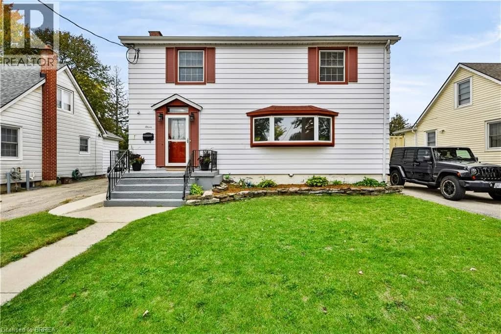 11 SUSSEX Avenue — photo 1 of 45
