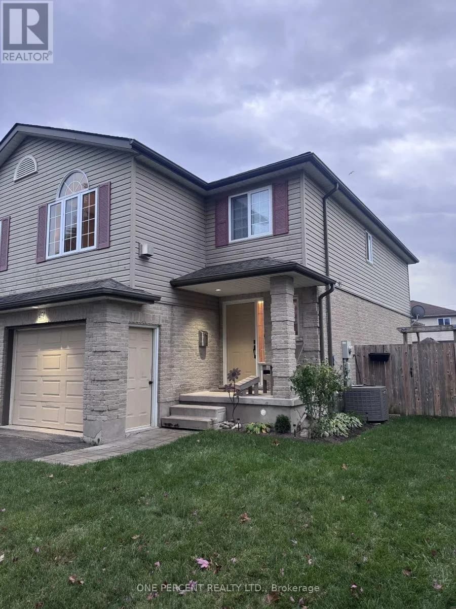 459 ALBERT STREET — photo 3 of 27