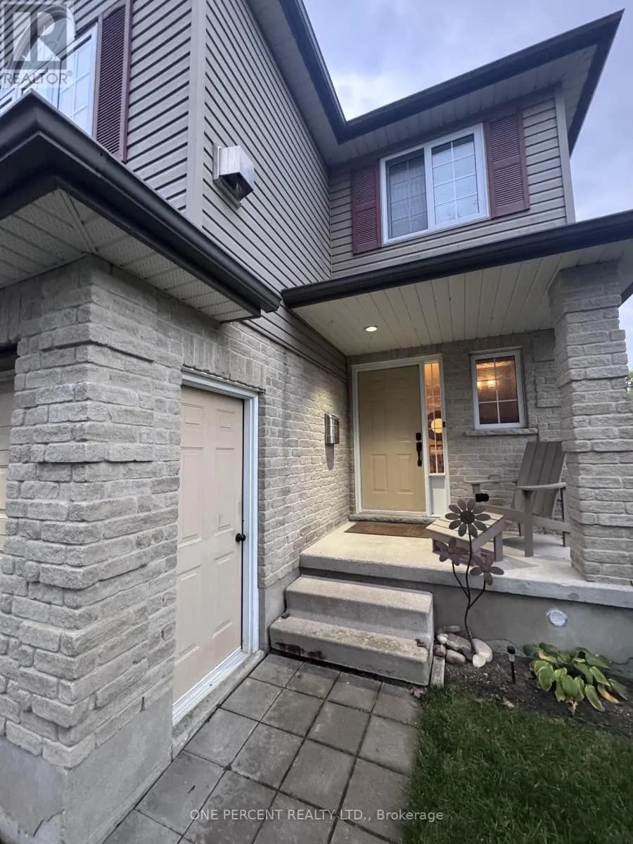 459 ALBERT STREET — photo 5 of 27