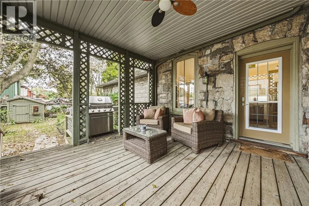 75 POLLOCK Avenue — photo 5 of 39