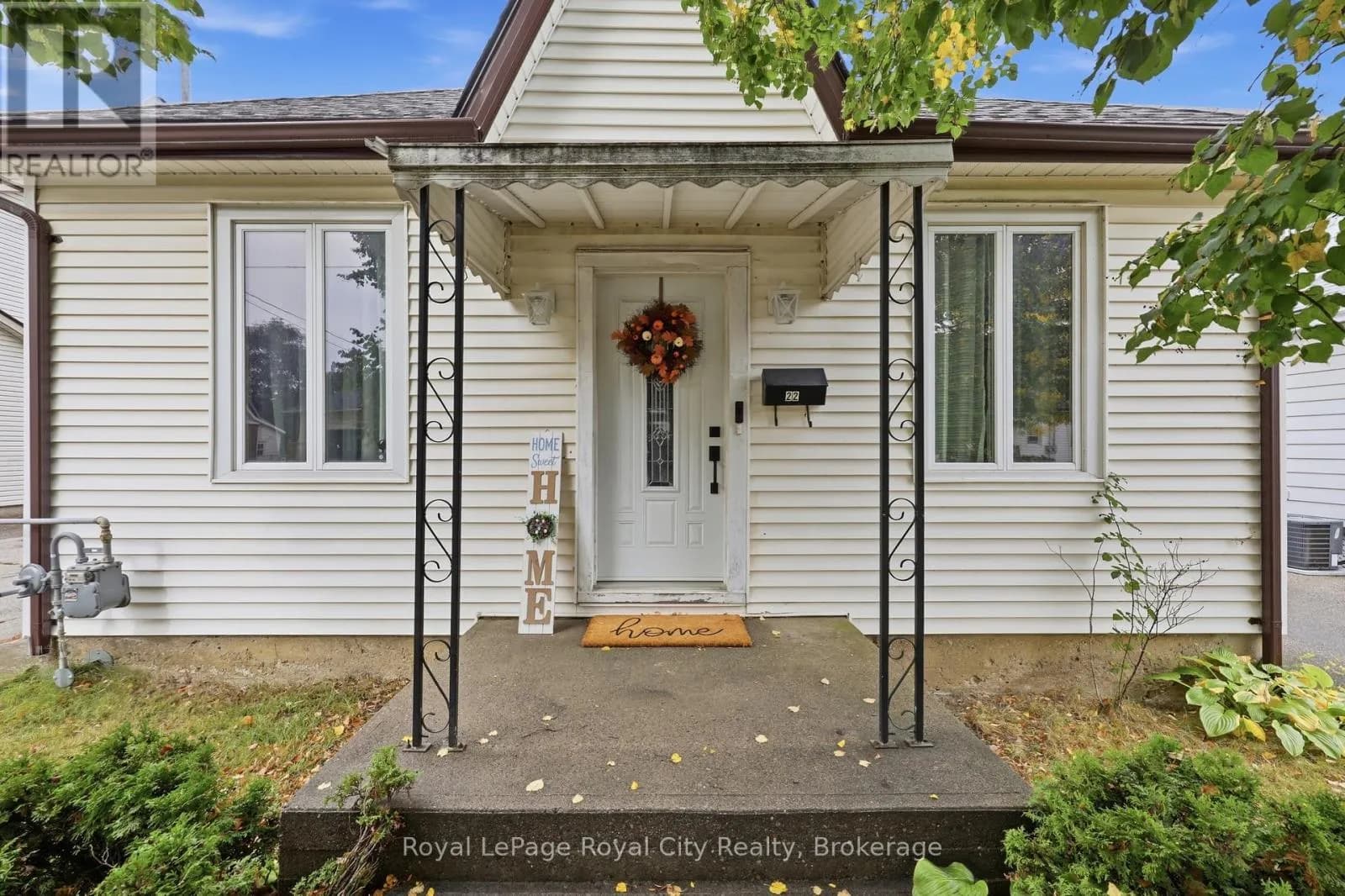 22 HILL AVENUE — photo 3 of 45