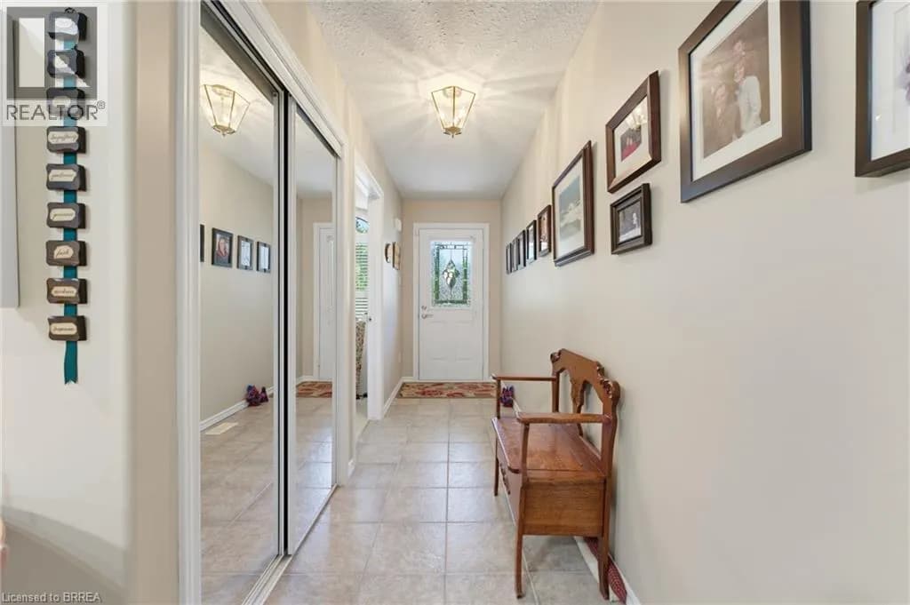 73 MORTON Avenue W Unit# 9 — photo 4 of 31