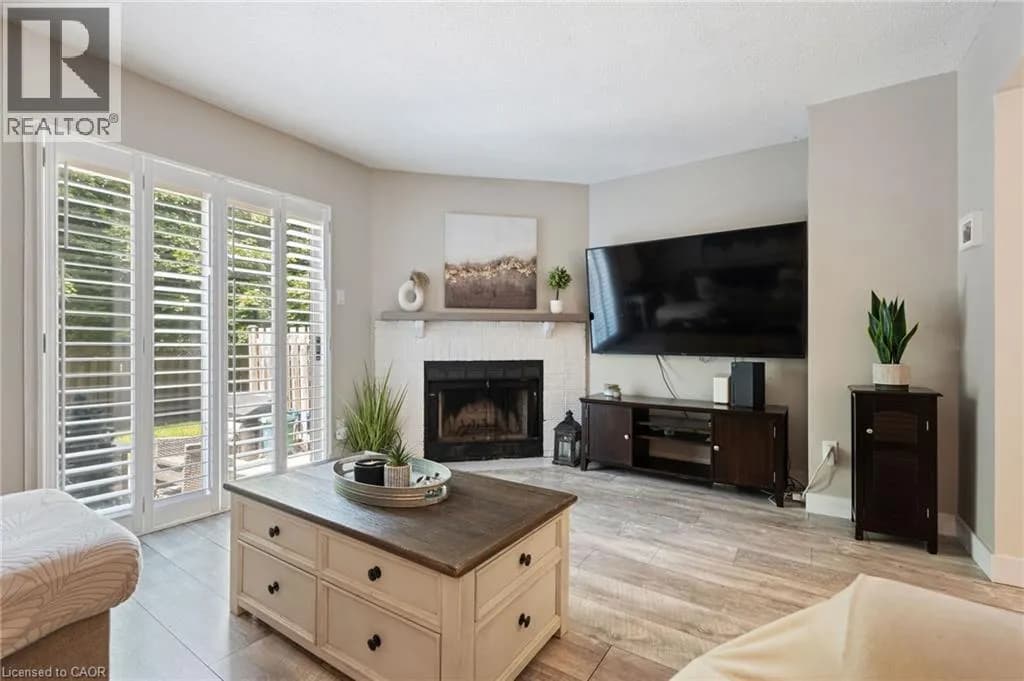 149 BRANTWOOD PARK Road Unit# D — photo 5 of 22