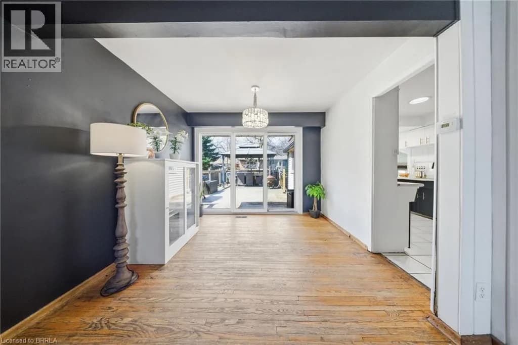29 ALLWOOD Street — photo 5 of 18