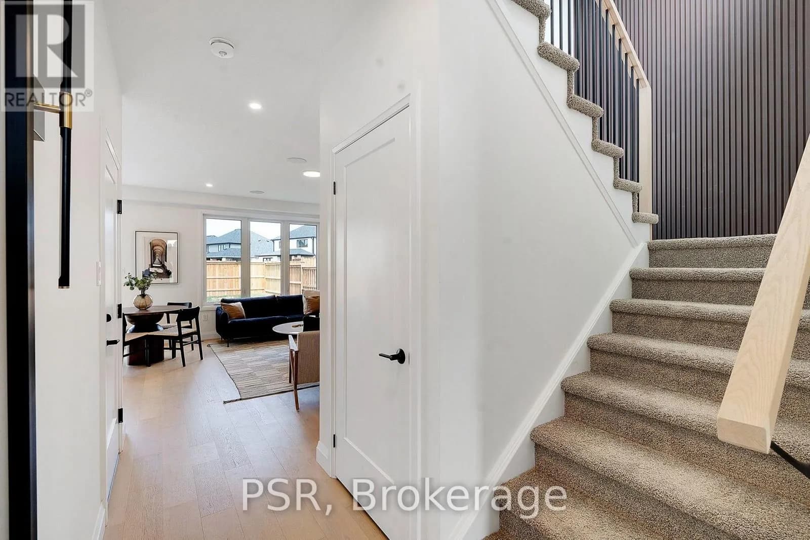 50 HERON POINT LANE — photo 5 of 29