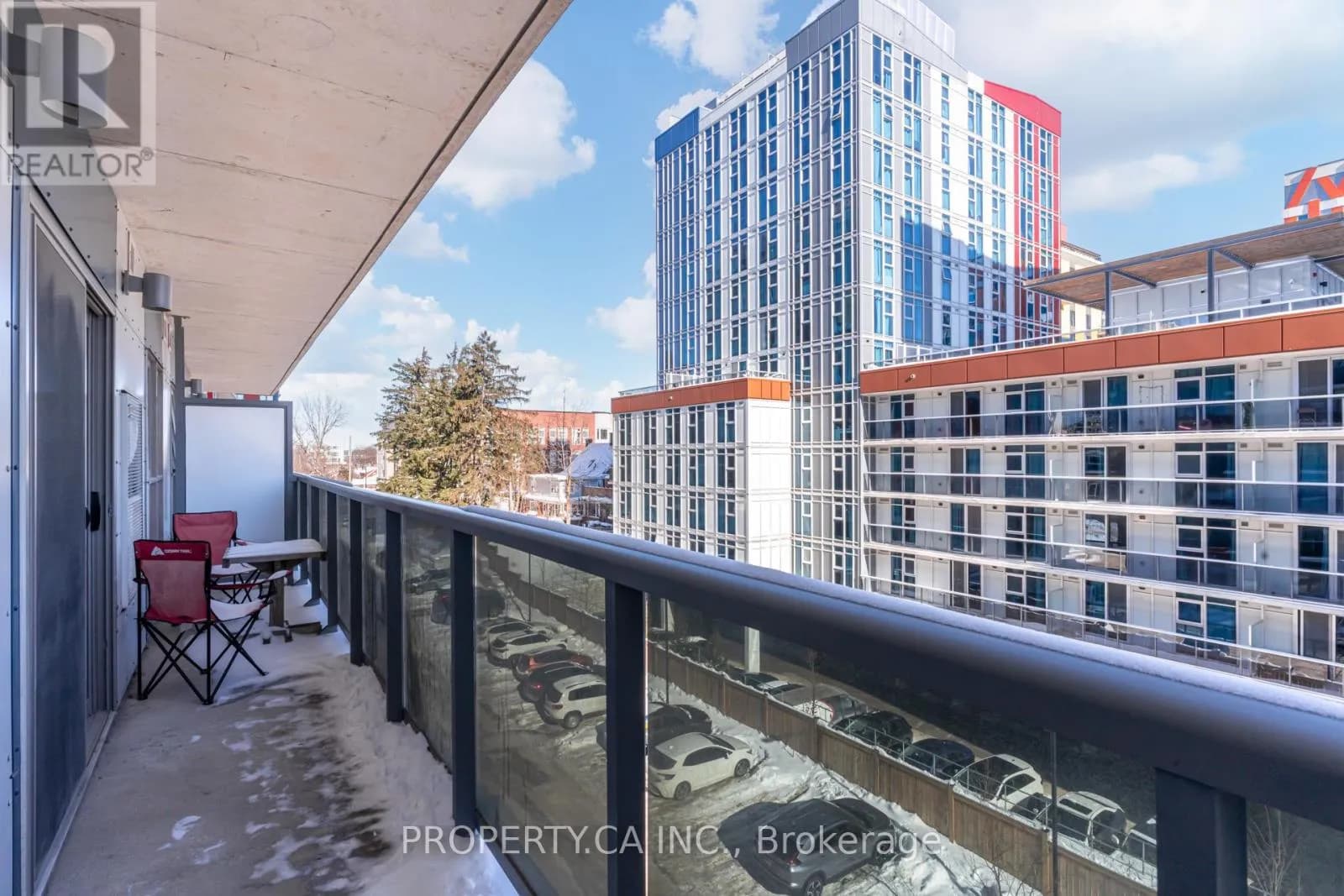 161 - 258A SUNVIEW STREET — photo 4 of 32