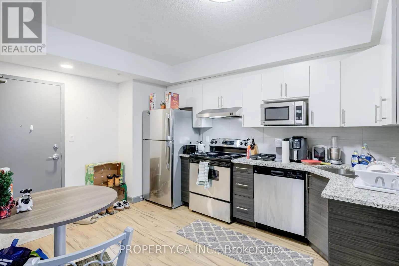 161 - 258A SUNVIEW STREET — photo 5 of 32