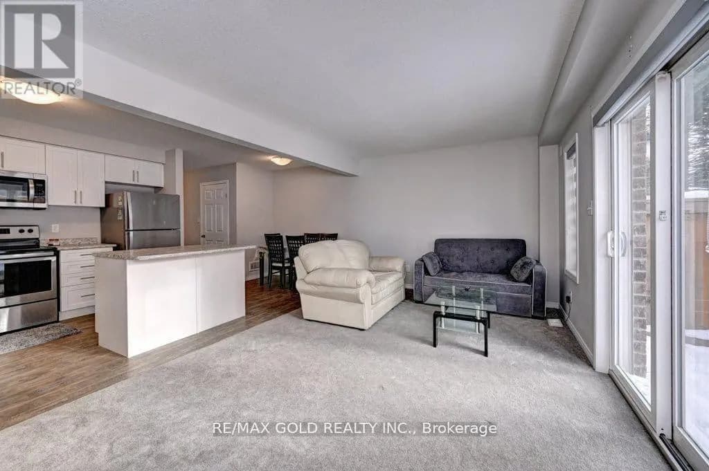 35 - 50 PINNACLE DRIVE — photo 3 of 25