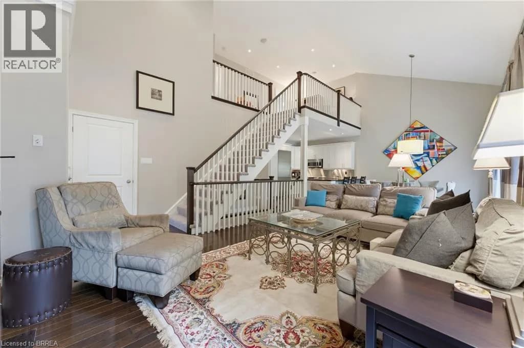 68 FAIRVIEW Drive Unit# 3 — photo 4 of 43