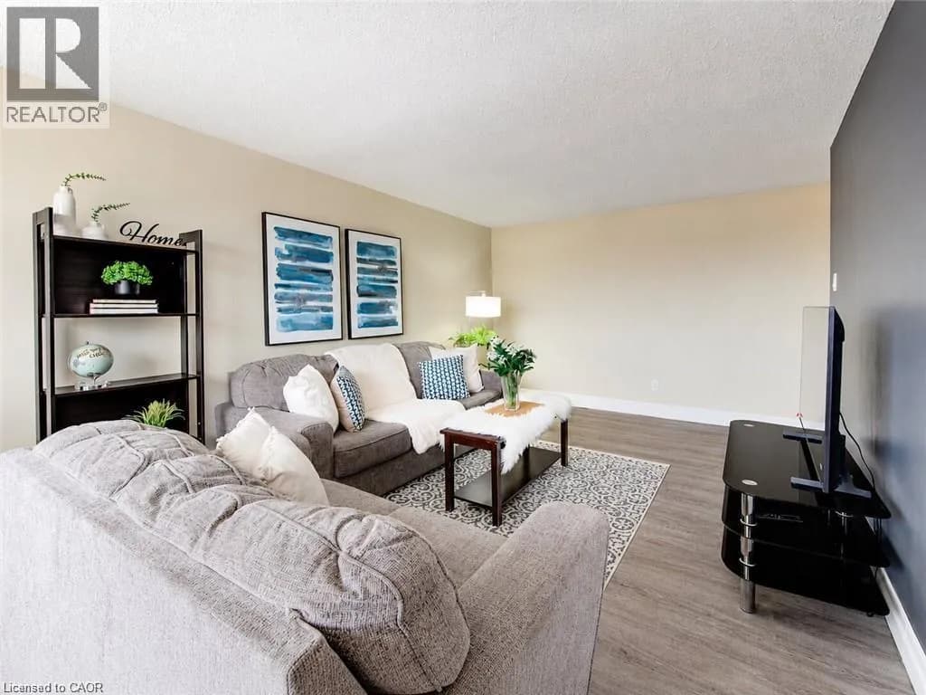4 AVALON Place Unit# 303 — photo 4 of 24
