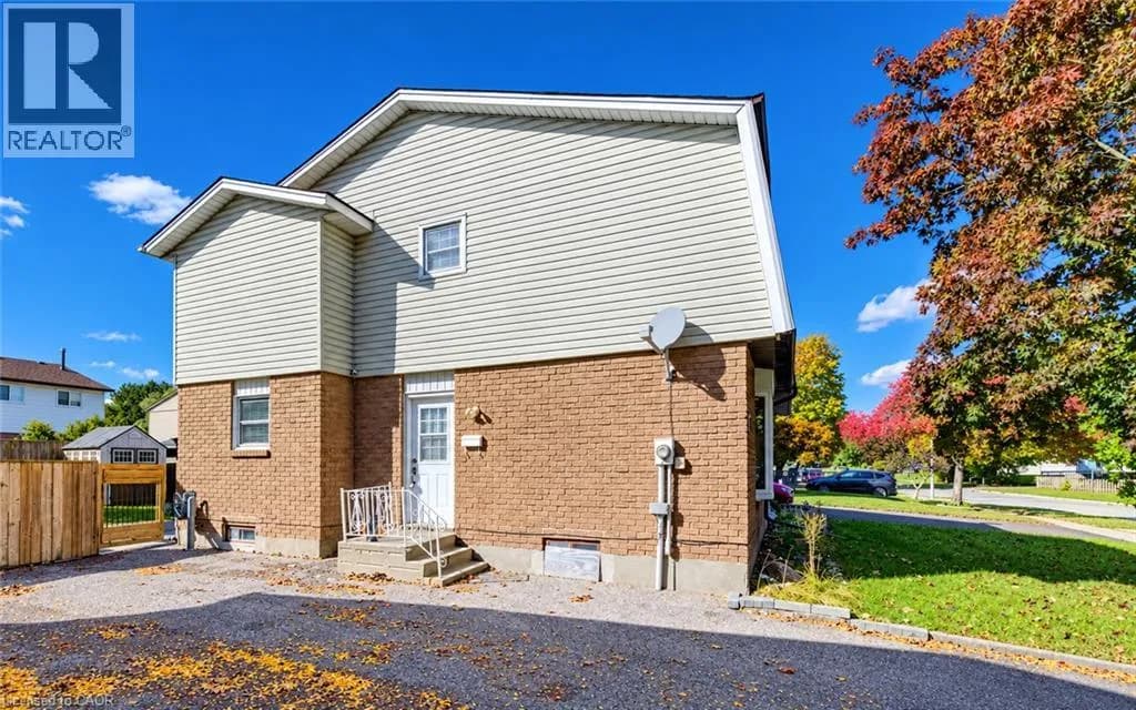 136 SEKURA Crescent — photo 2 of 35