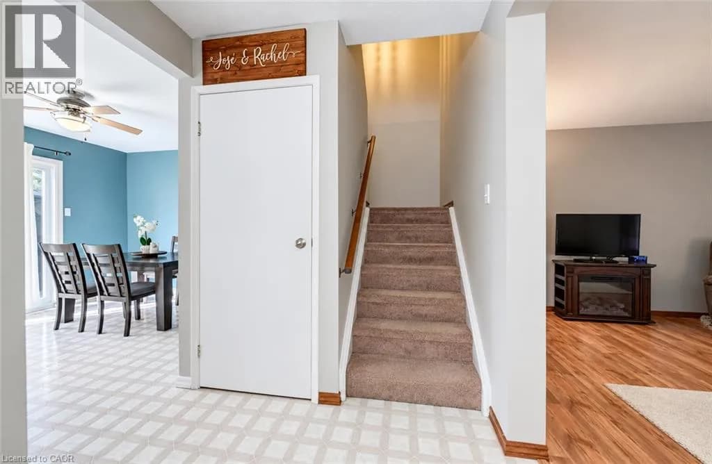 136 SEKURA Crescent — photo 4 of 35