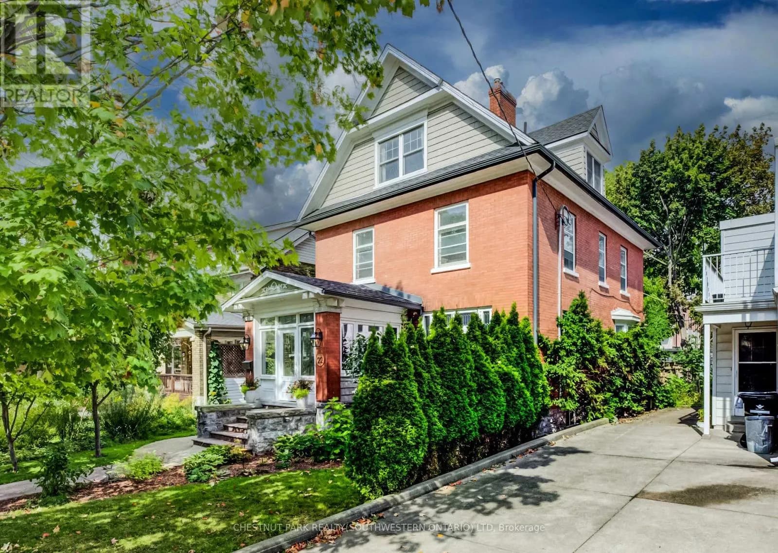 22 MAYNARD AVENUE — photo 1 of 50