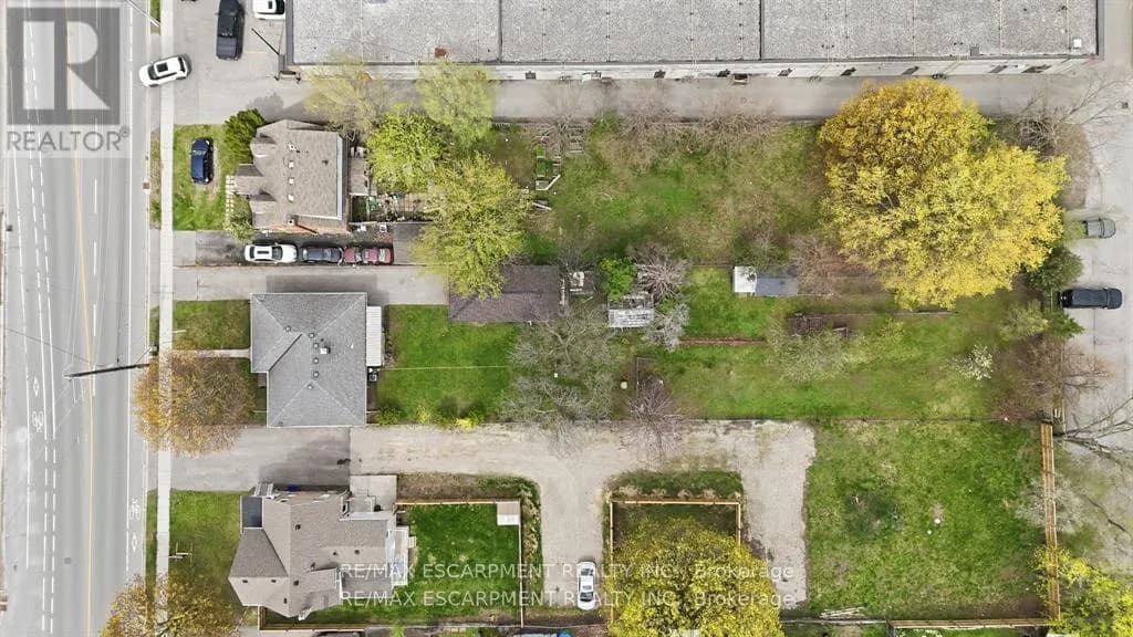 113 NORTH PARK STREET — photo 2 of 10
