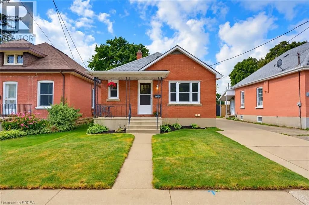52 BURWELL Street — photo 1 of 24