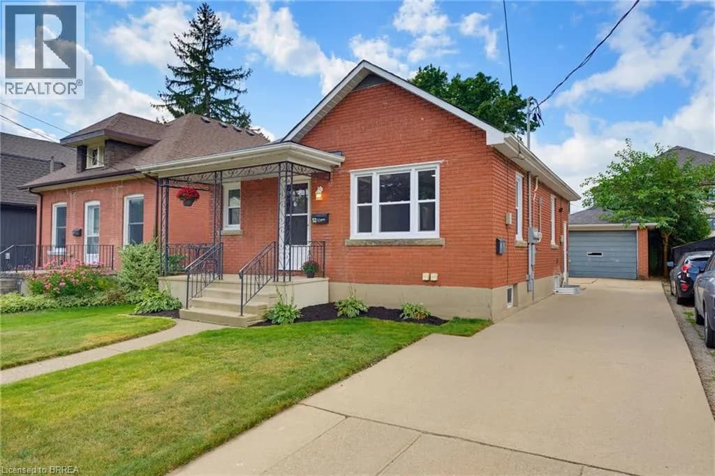 52 BURWELL Street — photo 2 of 24